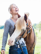 Anja Voland mit Pferd